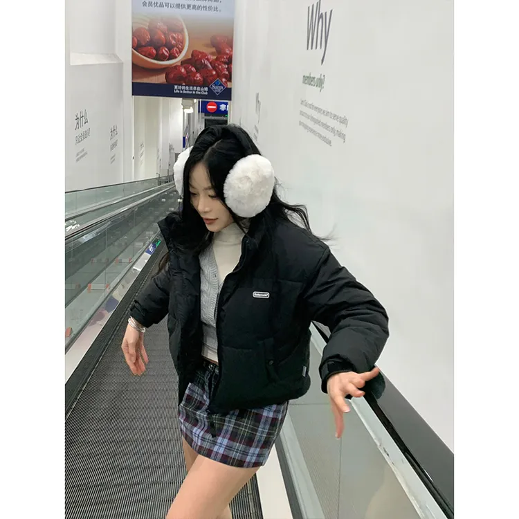 黑色短款女2025冬季新款小个子加厚白鸭绒高级感炸街羽绒服面包服