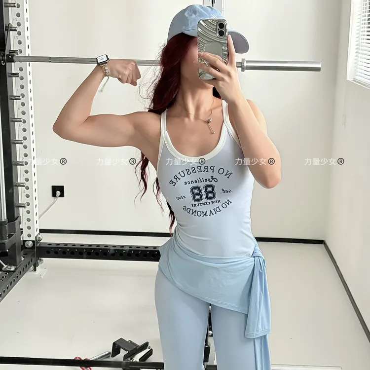 力量少女—美式复古辣妹撞色字母健身背心一体杯带胸垫健身上衣