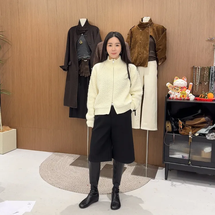 鑫燃KIKI  时尚立领气质纯色拉链毛衣  6287 WU