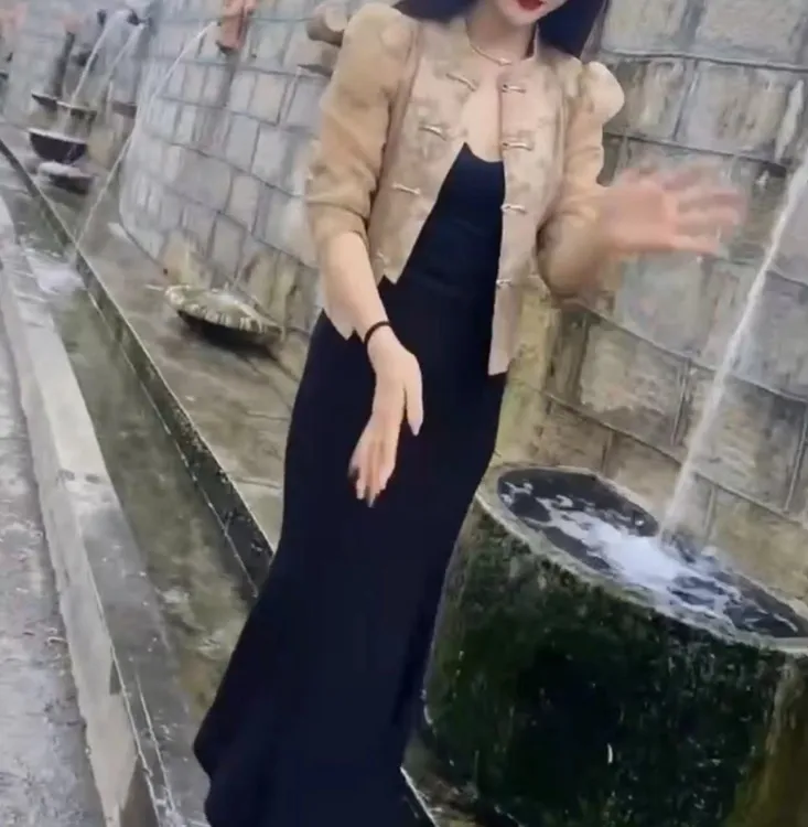 时尚潮流百搭精品女装dgd2143