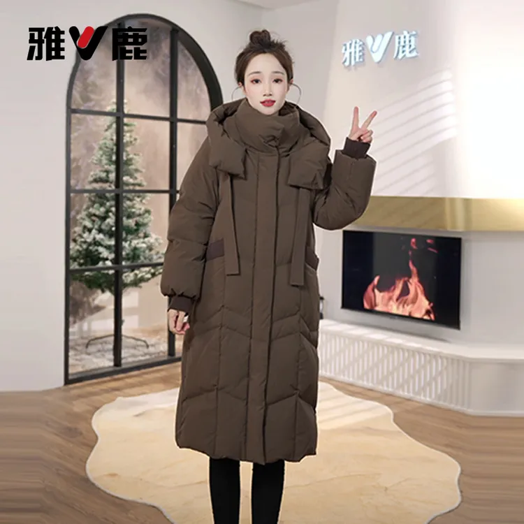 雅鹿长款羽绒服女冬季新款时尚加厚过膝连帽直筒保暖鸭绒外套女款