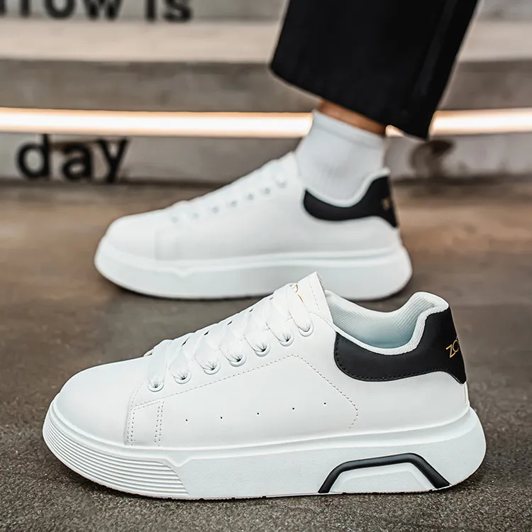小白鞋男2025春季新款皮面透气板鞋百搭厚底增高防滑休闲运动潮鞋