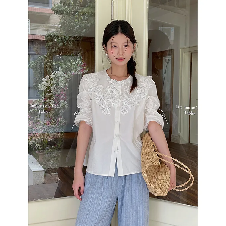 【少女的祈祷】法式复古绣花领白色衬衫夏季喇叭袖系带上衣热夏