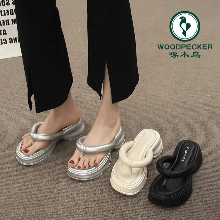 啄木鸟厚底人字拖女夏外穿2025年新款高级感时尚海边沙滩增凉拖鞋