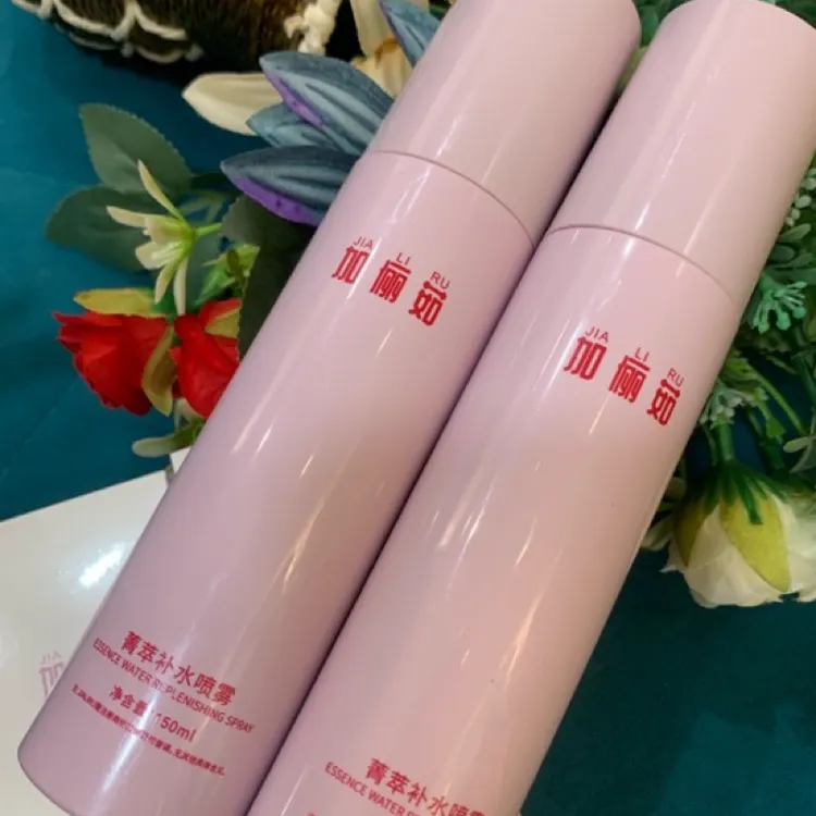 多肽调理精华水，深层滋养肌肤爽肤水