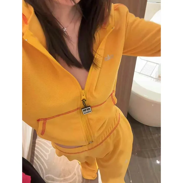 alo华夫格肌理时尚休闲黄色套装显瘦连帽修身外套微喇瑜伽运动裤