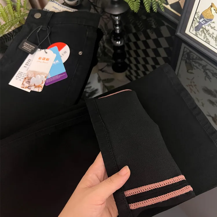加绒微喇裤女款爆款2025秋冬新款牛仔裤高腰弹力喇叭裤加厚宽松