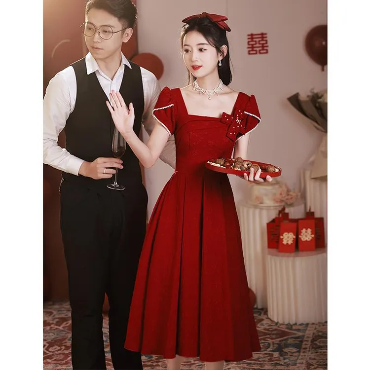 结婚订婚平时礼服法式酒红色连衣裙小个子新娘回门敬酒服春季可穿