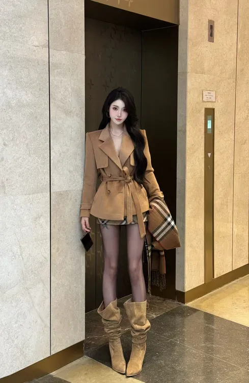 【精选优品】秋冬加棉厚款英伦西装经典时尚短款时尚套装252125