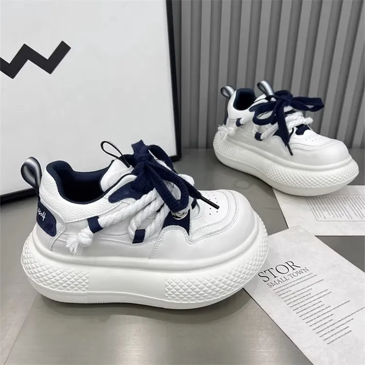 欧洲站2025冬季新款大头小个子休闲板鞋贝壳面包鞋增高厚底运动鞋