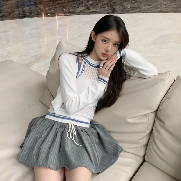 蓝白撞色条纹开衫女2025秋季镂空针织背心上衣高腰半身裙三件套