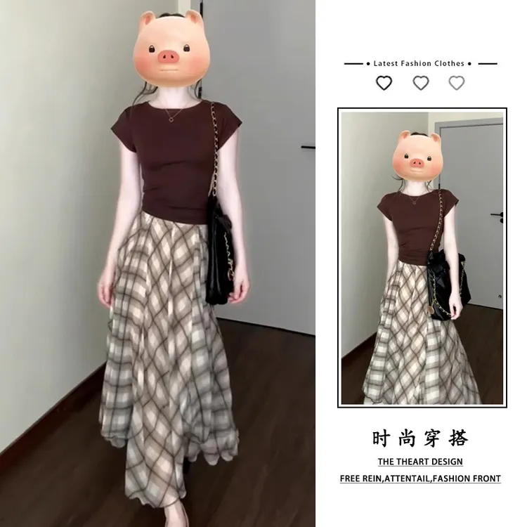 夏季穿搭一整套女2025新款韩系减龄短袖上衣显瘦格纹半身裙两件套