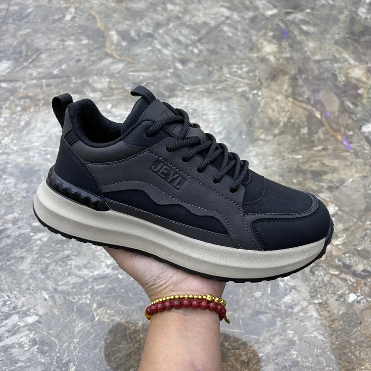 鞋子男2025秋冬新款男士皮面休闲鞋轻便潮流百搭保暖舒适运动男鞋