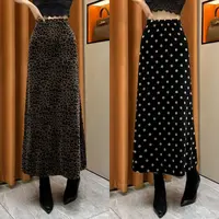 【浪漫迷离】2025秋季新款御姐风复古丝绒超垂显瘦时尚a字半身裙女