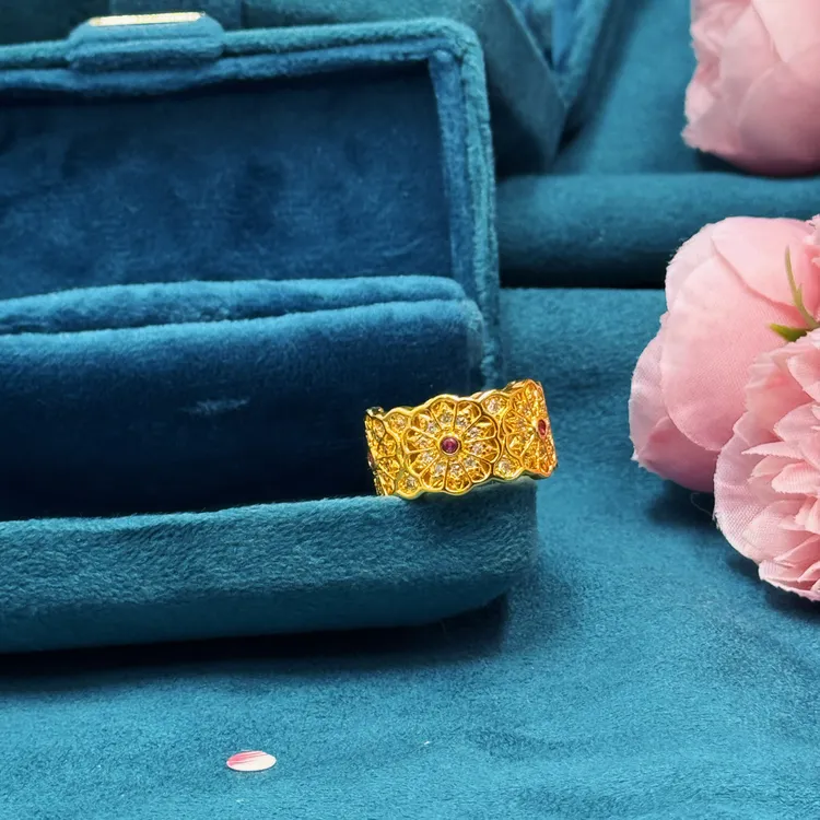 铜合金戒指 镶嵌莫桑钻复古防真金镀金戒指