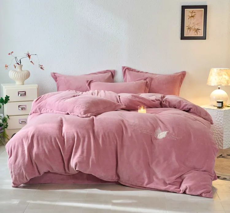 纯色刺绣贴布绣牛奶绒四件套加厚保暖双面绒加绒超柔毛绒树叶款