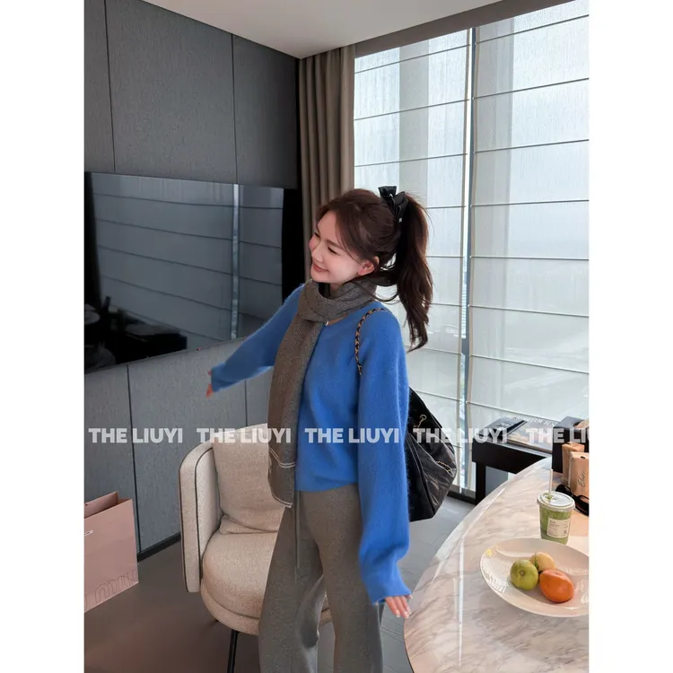 【LIUYI】柔柔云朵~兔毛混纺V领显瘦柔软保暖毛衣51022A1