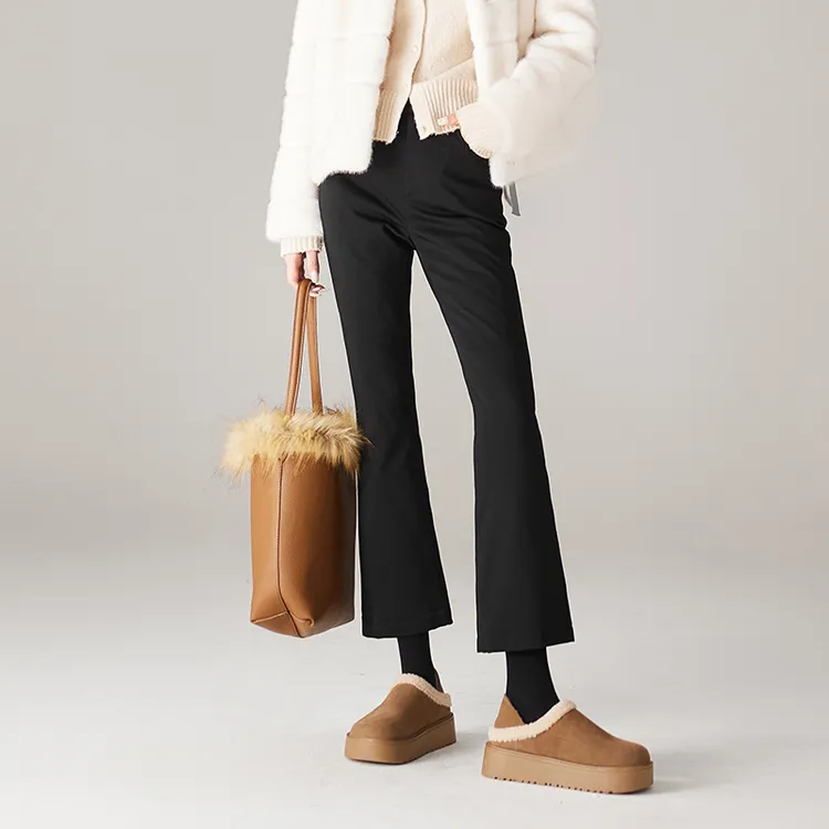 索菲丝尔2025冬季新款宽松显瘦保暖轻盈九分微喇羽绒裤女541816