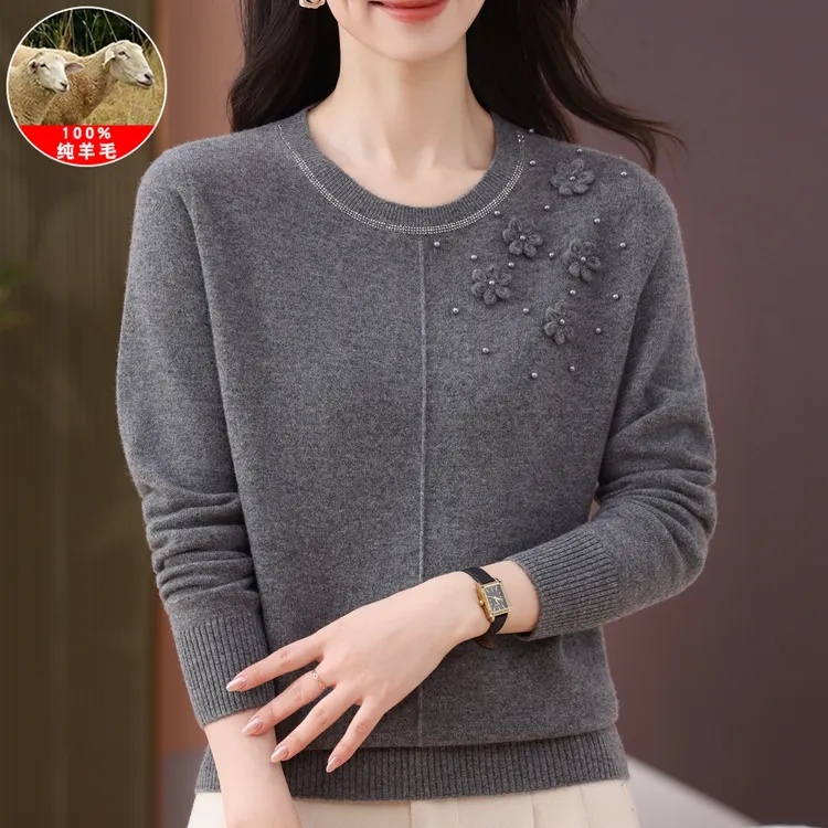 妈妈羊毛衫女100%纯羊毛洋气绣花短款毛衣秋冬圆领宽松针织打底衫