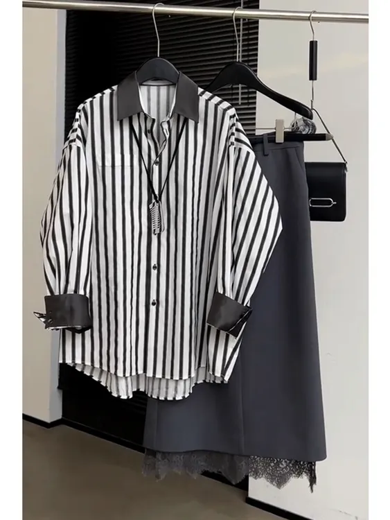 欧货爆款洋气减龄内搭小衫设计感小众绝美黑白条纹Polo领衬衫女春