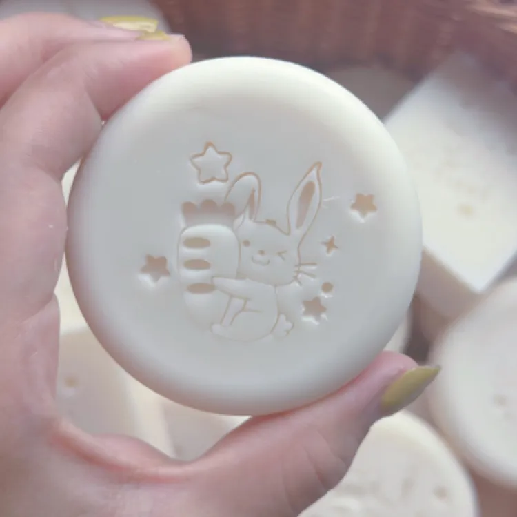 茉莉猪油小饼·洗澡洗脸干皮首先，滋润不拔干手工冷制皂