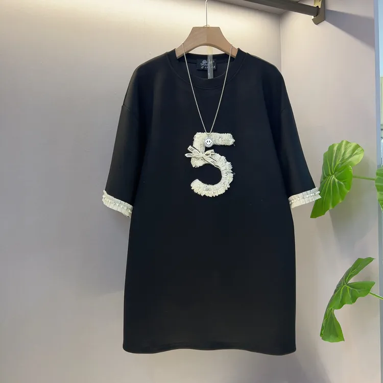 时尚休闲洋气短袖拼接蕾丝花边重工立体装饰半袖大码