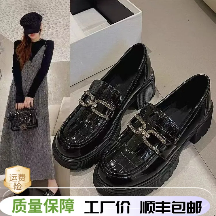乐福鞋小皮鞋女英伦风春季新款水钻圆头小皮鞋百搭厚底乐福鞋
