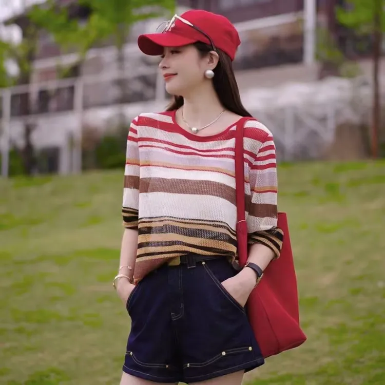 华丽微微【太阳花】新款条纹显瘦圆领撞色镂空针织衫ZZ1240