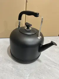 电烧水壶家用不锈钢大容量，款式颜色随机发