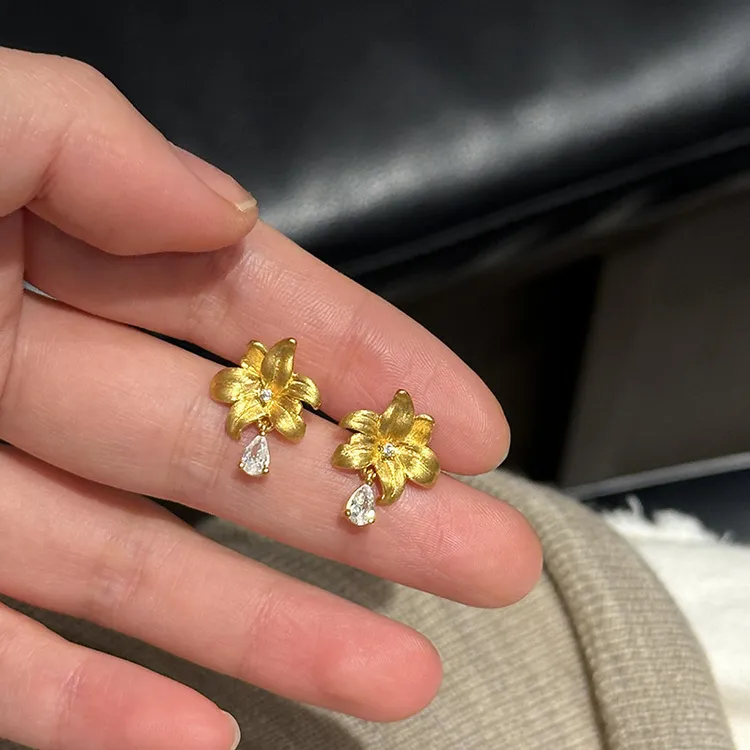YQJR 铜合金耳饰 新中式磨砂百合花耳钉女复古水滴流苏花朵耳饰