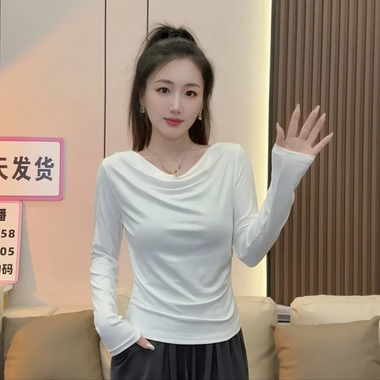 2025新款黑色长袖T恤女春秋冬一字肩显瘦极简早秋打底衫荡领上衣