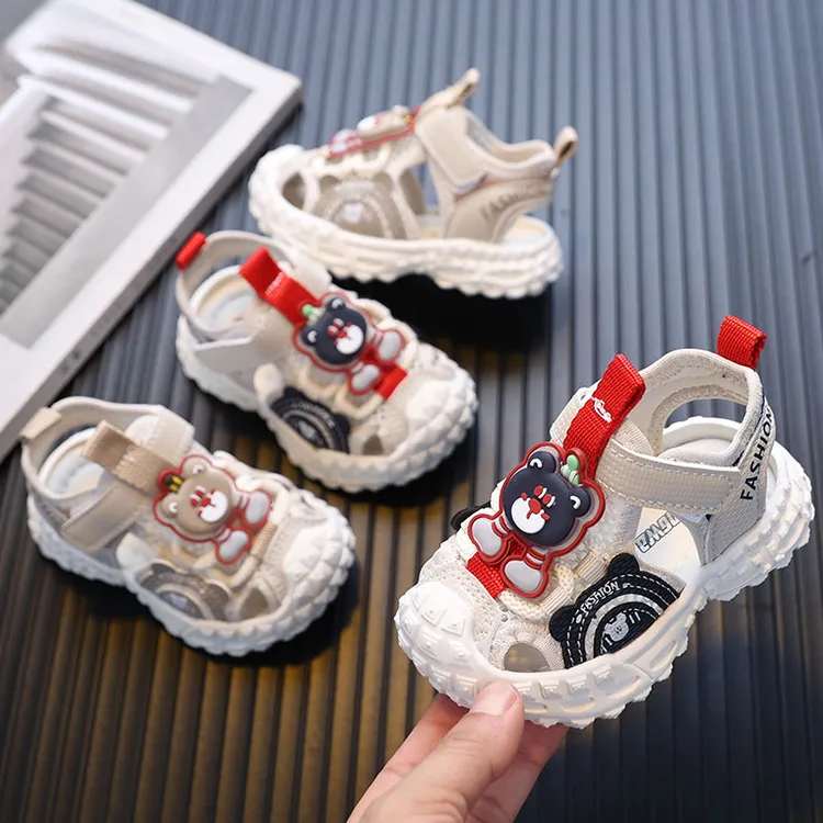 2025夏季新款儿童凉鞋0-1-3岁男童透气运动鞋包头防踢宝宝鞋软底