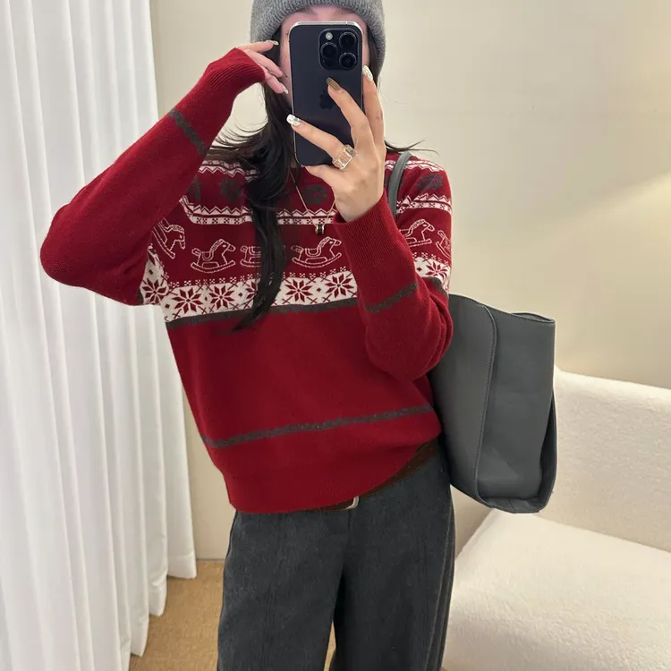 大码胖mm秋冬新款圣诞红圆领小马提花套头长袖A1943百搭显瘦上衣