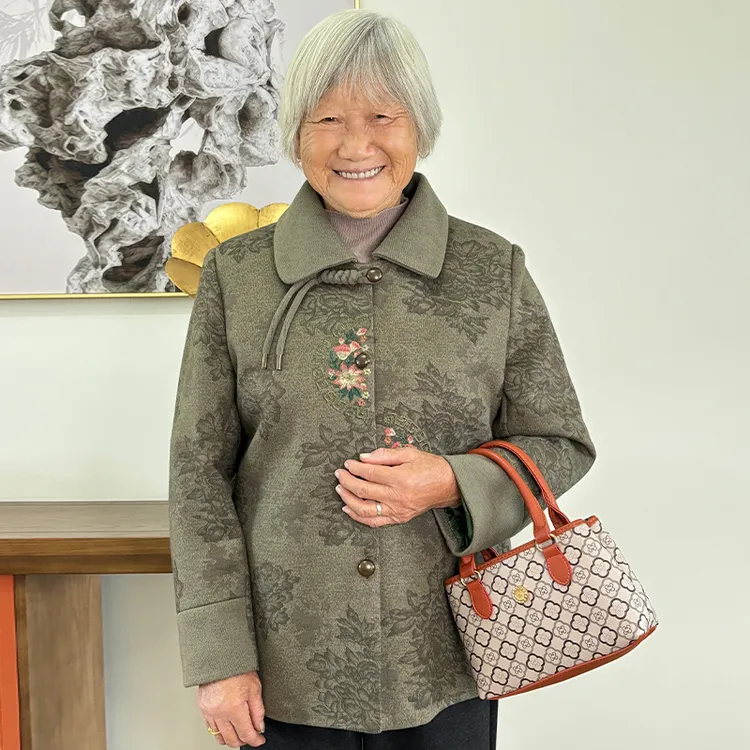 奶奶秋装女奶奶翻领新中式国风外套中老年妈妈秋冬洋气宽松上衣服