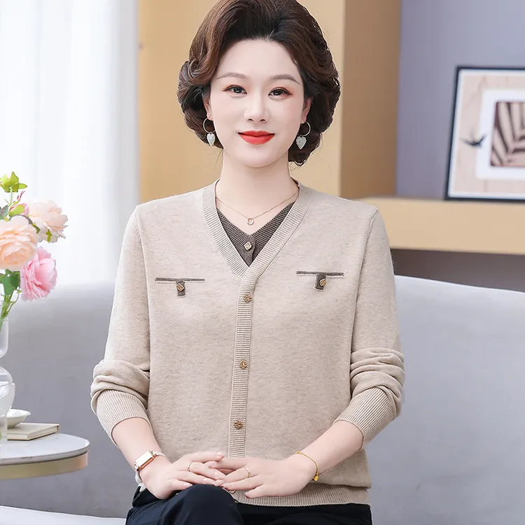 妈妈装2025秋季新款中年打底衫女装妈妈洋气针织衫毛衣假两件上衣