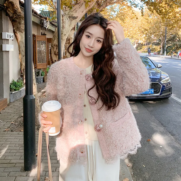 小香风毛毛外套蕾丝下摆拼接设计2025新款毛呢外套