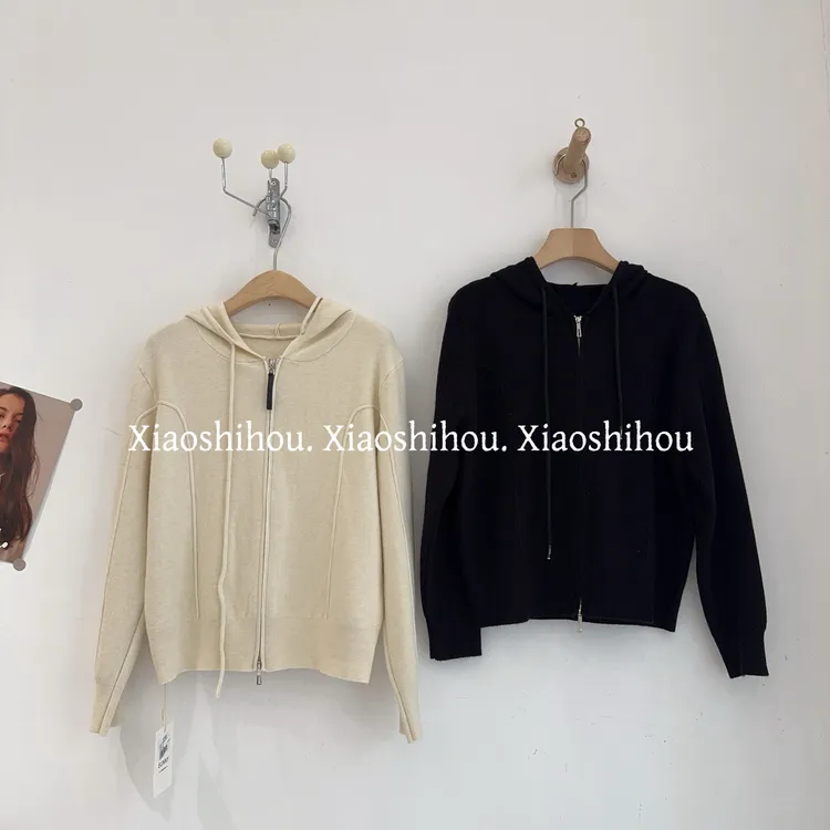 小时候女装店针织连帽拉链外套18