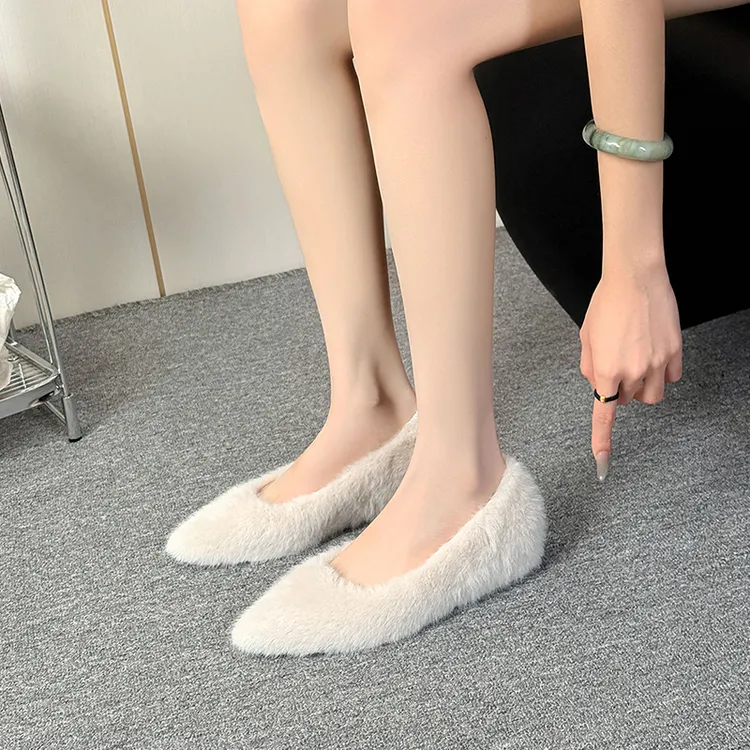 内增高毛毛鞋女款2025新款时尚百搭冬季一脚蹬豆豆鞋加绒保暖单鞋