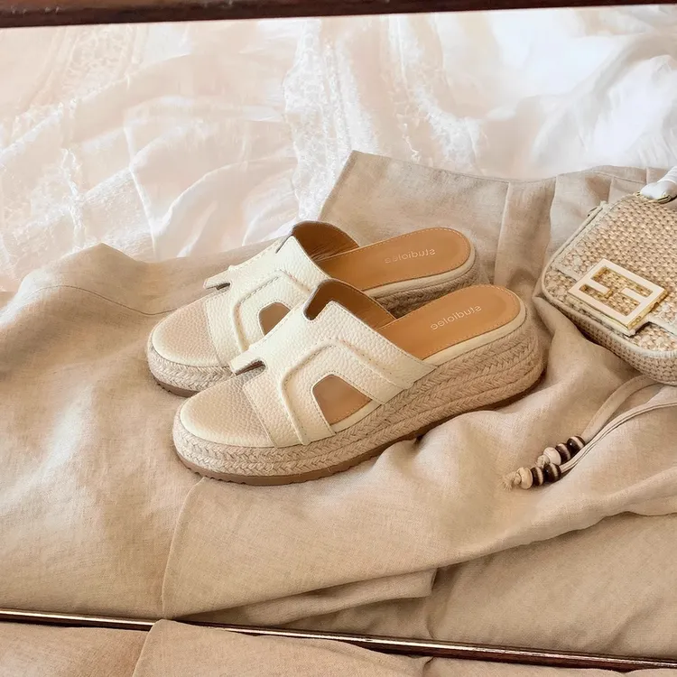 studiolee厚底增高露思同款复古一字厚底增高坡跟高档女人凉拖鞋