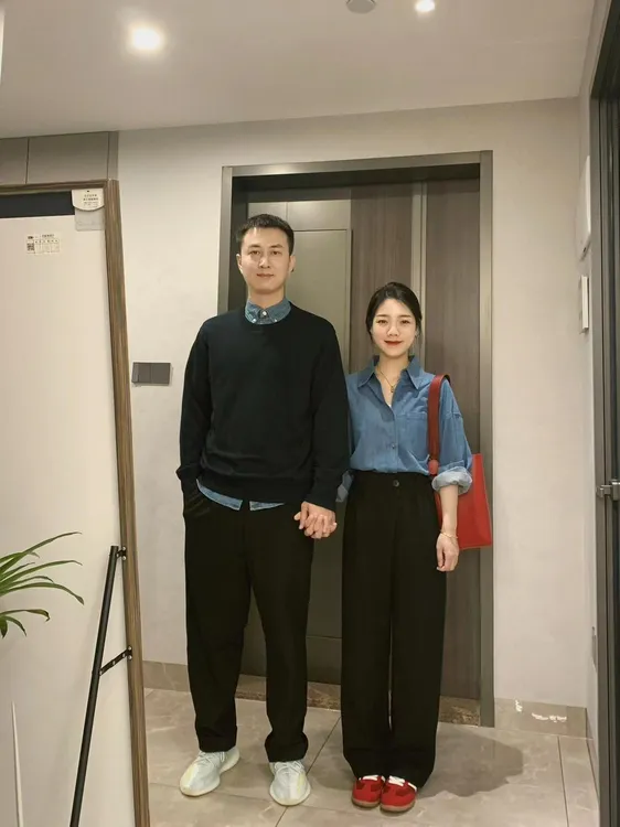 蓝色牛仔衬衫女叠穿韩版设计感小众慵懒长袖上衣衬衣百搭直筒裤