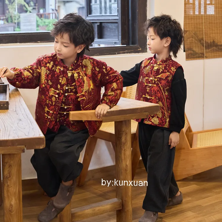 【琨萱】“瑞鹤繁华”男童冬款中式雪尼尔烫金马甲外套AU67S073