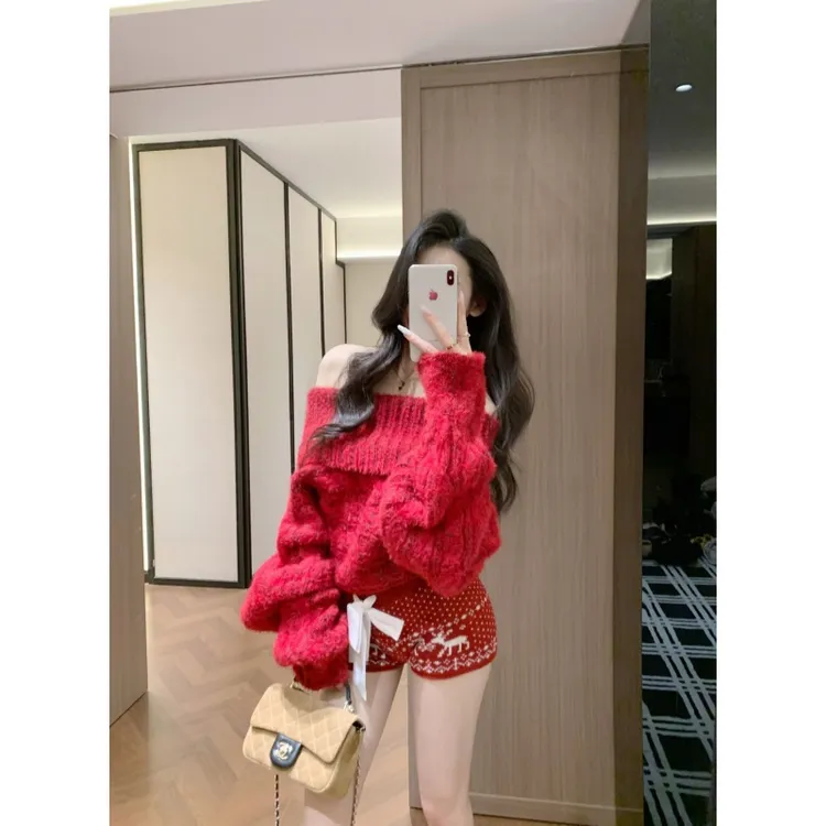 冬季名媛设计感气质一字肩麻花毛衣新款高腰休闲费尔岛短裤两件套
