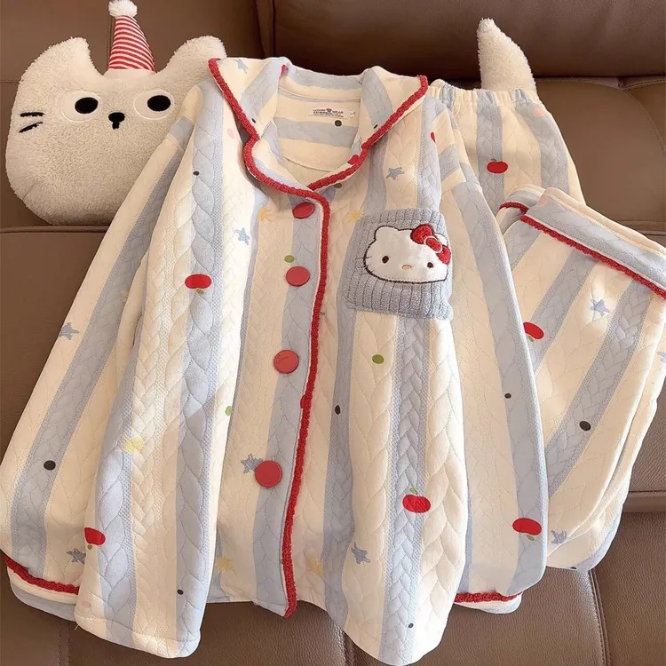 中大童秋冬季新款可爱洋气睡衣儿童空气棉凯蒂家居服长袖长裤套装