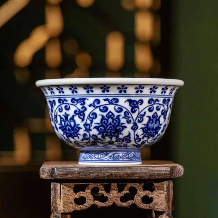 瓷贝贝韵野仿明永乐青花缠枝莲压手杯景德镇纯手工手绘经典主人杯