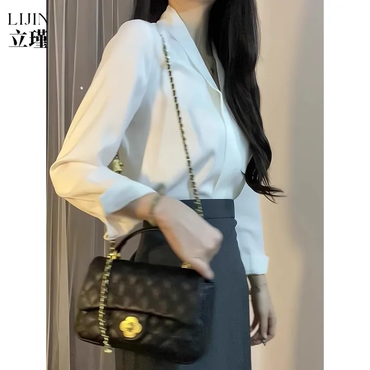 白色V领长袖轻熟风职业衬衫女士秋装新款高级感气质通勤内搭上衣