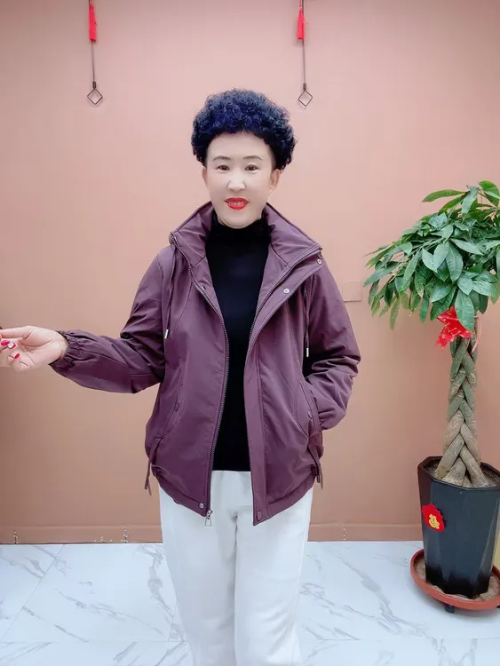 9825连帽秋冬季加绒短款外套