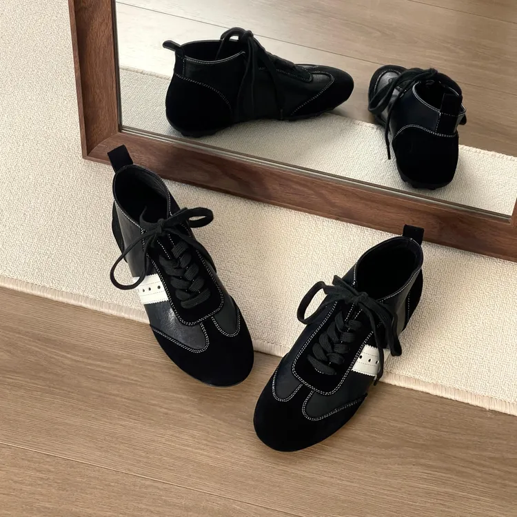 HUSSLOVE 头层牛皮+牛反·跟高2CM·时尚百搭休闲新款高帮德训鞋女