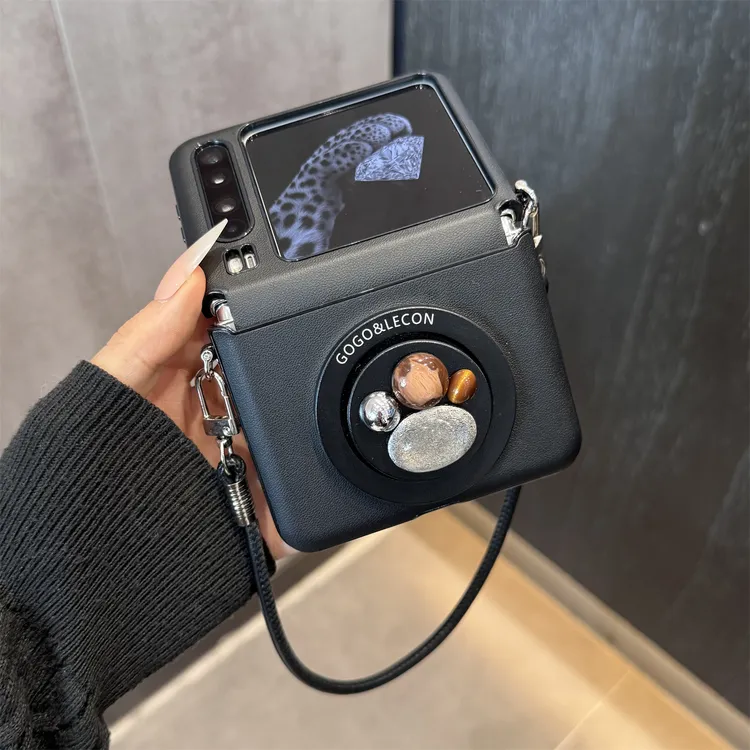 适用华为purax折叠屏手机壳黑色皮纹pocket2立体宝石磁吸支架手绳