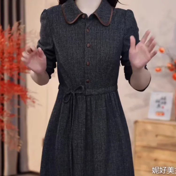 高级木兰棉简约时尚百搭减龄连衣裙2025秋季新款中年妈妈修身裙子