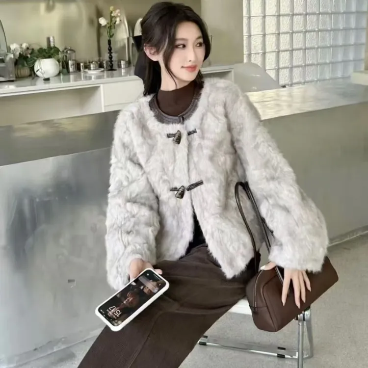 2024皮毛一体新款毛毛上衣环保加厚百搭外套香风毛毛外套短款气质